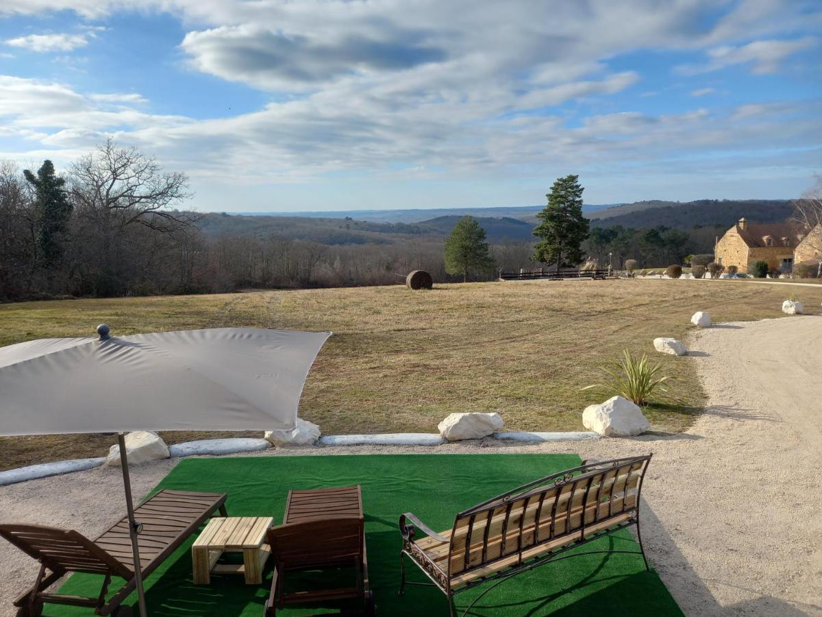 Roulotte Au Paradis Les Eyzies Exterior foto